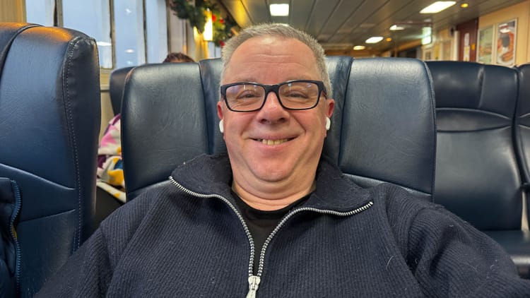 Morning Pages | 9 December 2025